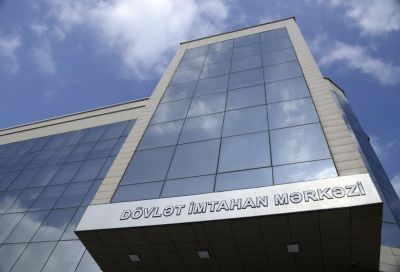Ali məktəblərə qəbul imtahanlarında iştirak etmək istəyən abituriyentlərin qeydiyyat müddəti uzadılıb