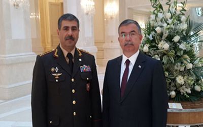 Zakir Həsənov Tbilisidə Türkiyənin müdafiə naziri ilə görüşdü