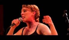 35 yaşlı müğənni səhnədə dünyasını dəyişib