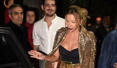 İvana Sərt doğum günündə libası ilə göz qamaşdırdı