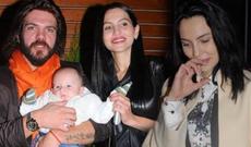 "Oğlum daha atasını soruşmur" - Günay