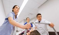 Bakıda iki tələbə qızı "Niva" vurub