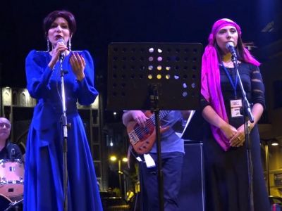 Azərbaycanlı ilə erməni “Sarı gəlin”i ifa etdi - Video