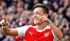 Məsud Özil "Manşester Yunayted"-ə keçə bilər