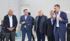 Gürcü məmur udduğu pulu azərbaycandilli məktəbə verdi