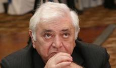 “3-cü sinif dərsliyində erotika var”