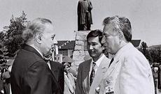 Qırğızlar “Türk dünyasının iki dahi oğlu”nu film etdi