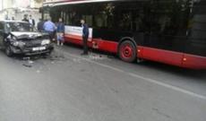 “Bakubus” avtobusu qəzaya düşdü