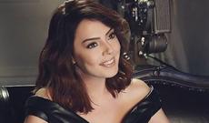 Əbru Gündəş Bakıda: Aygünlə duet... - Video