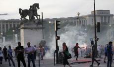 Etirazlar Fransa iqtisadiyyatını zərbə vurdu