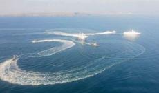 Два корабля столкнулись в Керченском проливе