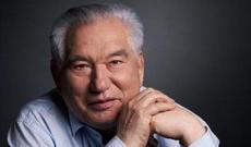 Qadınından diz çöküb ayrılan KÖHNƏ KİŞİ: Çingiz Aytmatov