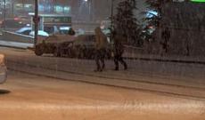 Ankarada güclü qar həyatı iflic edib