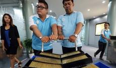 Çin alimləri misi qızılın kimyəvi xassələrini daşıyan metala çeviriblər