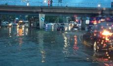 Moskva metrosu su altında qalıb