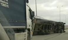 Təhlükəli hava: Bakıda güclü küləyin fəsadları - VİDEO