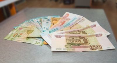 Yeni il rubla düşmədi, manata da təhlükə varmı?