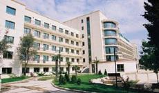 1 saylı Kliniki Tibbi Mərkəzdə (Semaşko) bibarıçılıq: Jurnalist Natiq Qocamana iynə vurulan zaman spirt tapılmayıb, yaş salfetkadan istifadə edilib