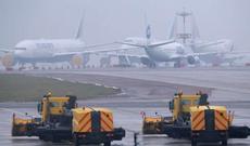 Vnukovo hava limanında iki təyyarə toqquşub