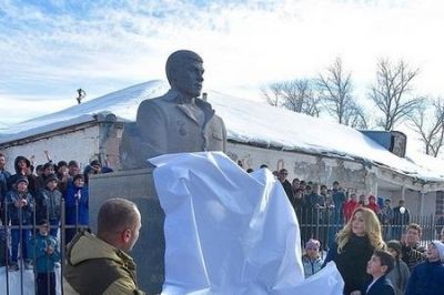 Tiflisdə etirazlar başlayır: Xocalı canisinə abidə olayı böyüyür