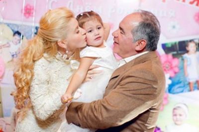 Qəzaya uğrayan təyyarədə azərbaycanlı milyonçunun qızı da olub