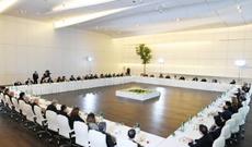 Prezident İlham Əliyev və birinci xanım Mehriban Əliyeva mədəniyyət və incəsənət xadimlərinin bir qrupu ilə görüşüblər YENİLƏNİB