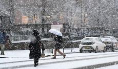 Böyük Britaniyada qarlı hava şəraiti həyatı iflic edib