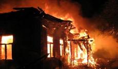 Xəzər rayonunda ev yanıb